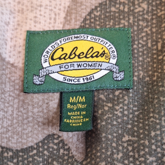 Cabela's Outdoor Gear Womens Medium Button Down Shirt Camo Hunting Military - Picture 10 of 15